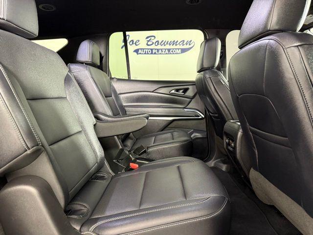 used 2025 Chevrolet Traverse car, priced at $36,680