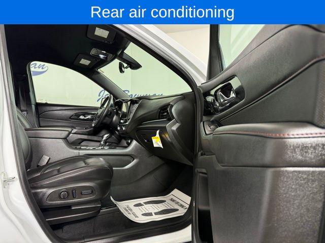 used 2023 Chevrolet Traverse car, priced at $35,564