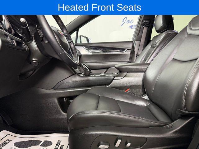 used 2025 Cadillac XT6 car, priced at $48,992