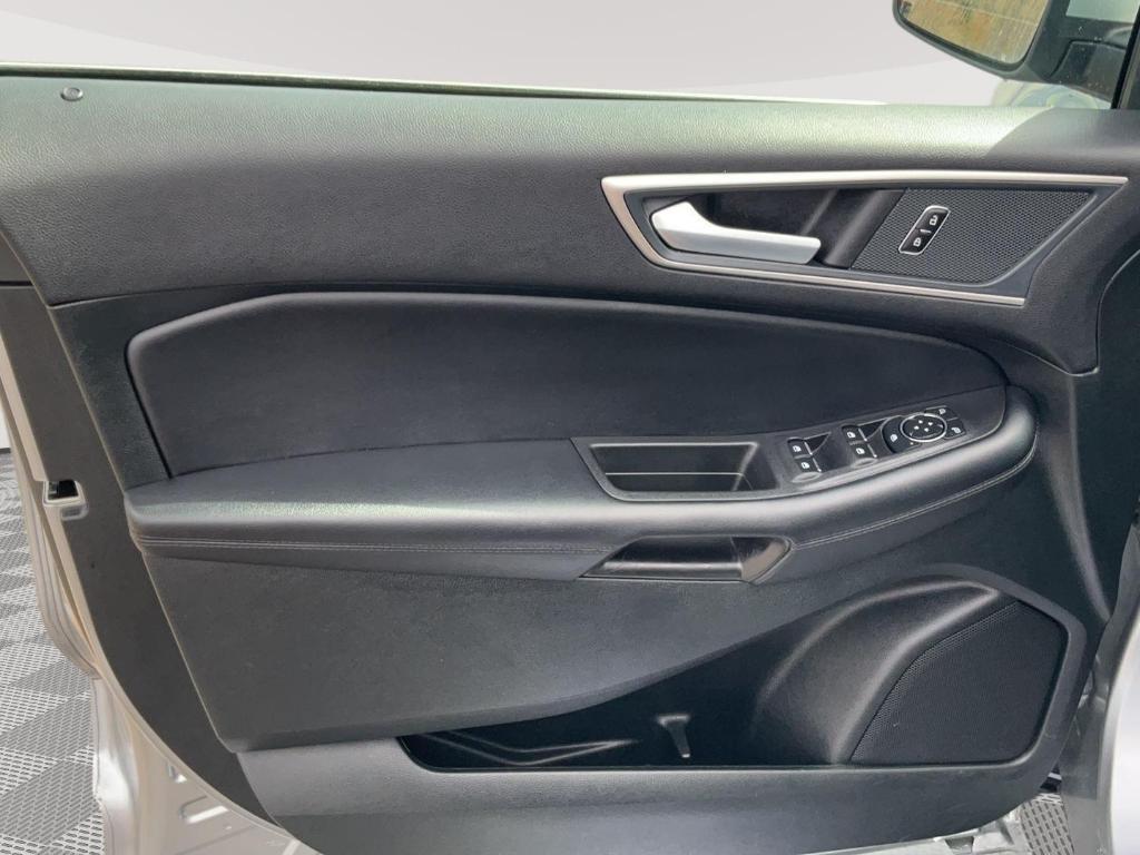 used 2024 Ford Edge car, priced at $24,500