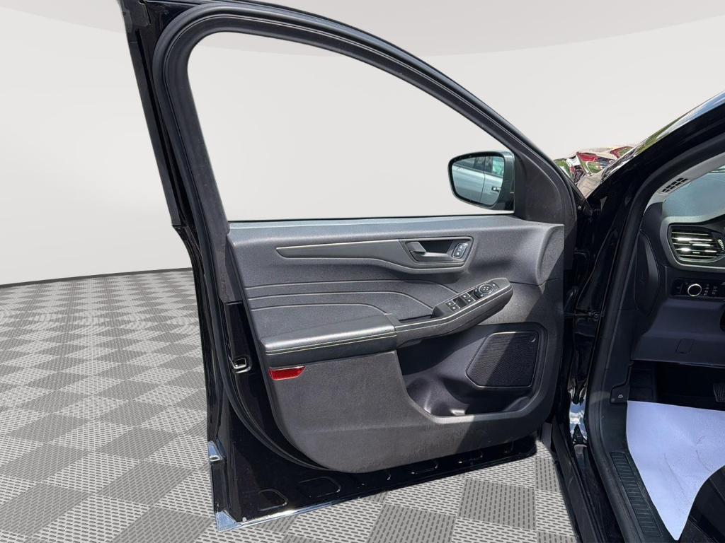 used 2024 Ford Escape car, priced at $26,440