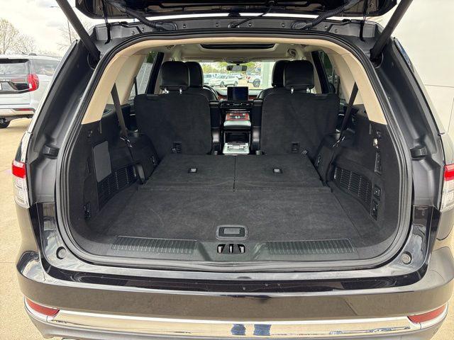 used 2021 Lincoln Aviator car, priced at $35,921