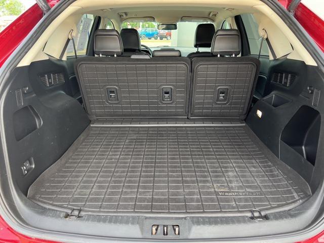 used 2021 Ford Edge car, priced at $19,900