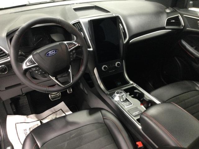 used 2024 Ford Edge car, priced at $33,900