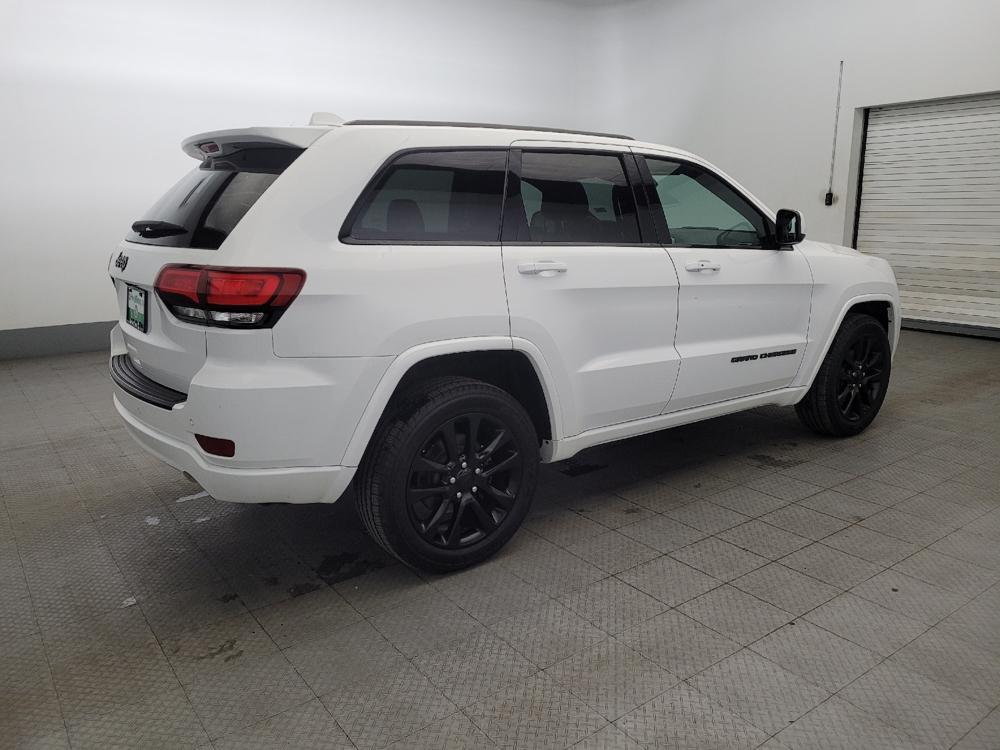 used 2017 Jeep Grand Cherokee car, priced at $20,595