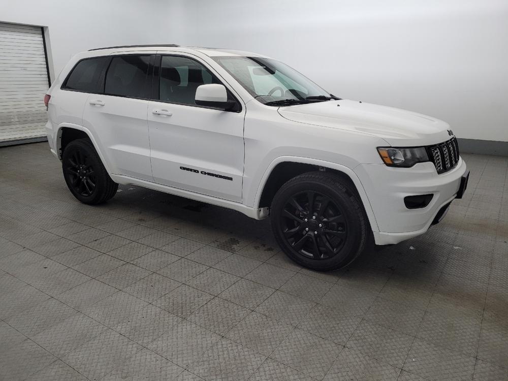 used 2017 Jeep Grand Cherokee car, priced at $20,595
