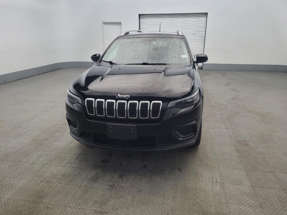 used 2021 Jeep Cherokee car, priced at $23,995