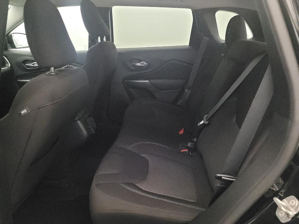 used 2021 Jeep Cherokee car, priced at $23,995