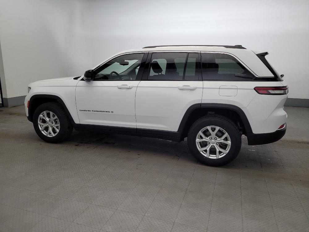 used 2023 Jeep Grand Cherokee car, priced at $28,595