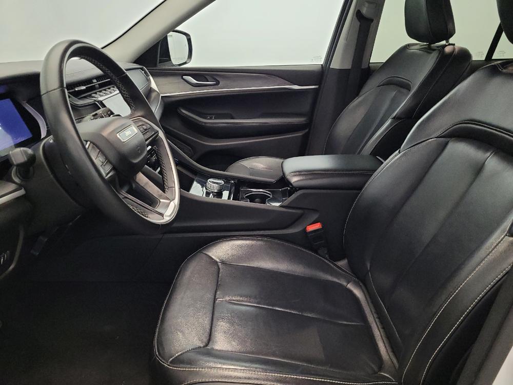 used 2023 Jeep Grand Cherokee car, priced at $28,595