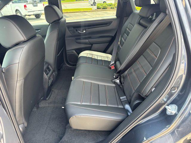 new 2026 Honda CR-V Hybrid car, priced at $40,175