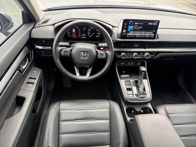 used 2025 Honda CR-V car, priced at $29,995