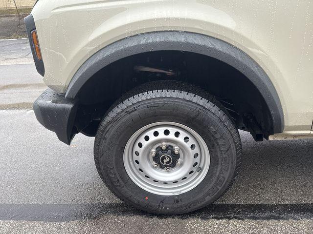 new 2025 Ford Bronco car, priced at $44,580