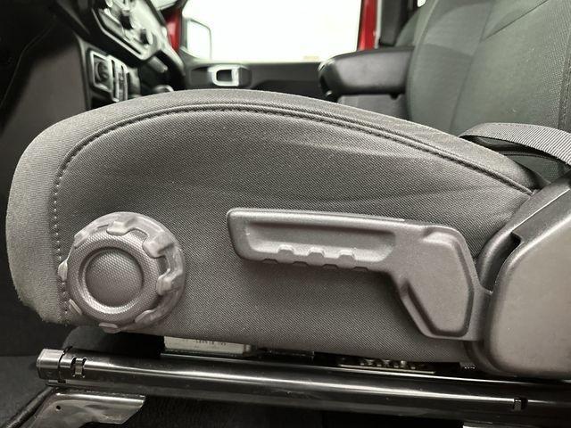 used 2021 Jeep Wrangler Unlimited car, priced at $25,453