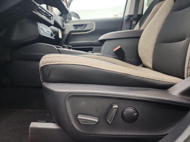 new 2025 Ford Bronco Sport car, priced at $35,680