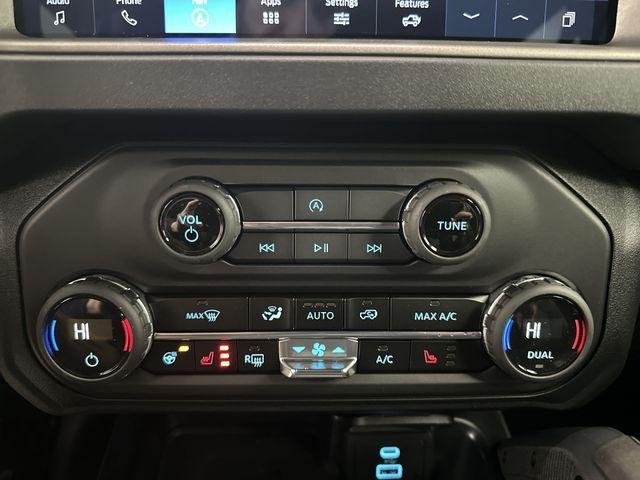 new 2025 Ford Bronco car, priced at $60,005