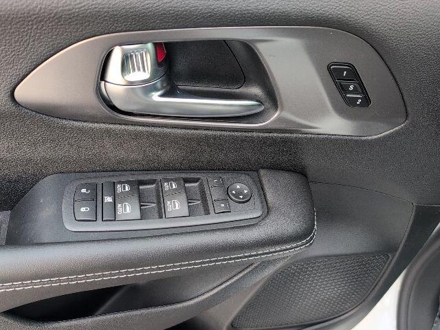 new 2026 Chrysler Pacifica car, priced at $44,488