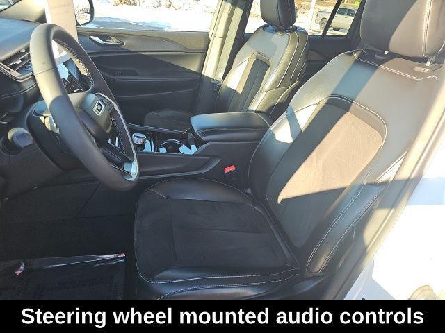 used 2023 Jeep Grand Cherokee car, priced at $26,999