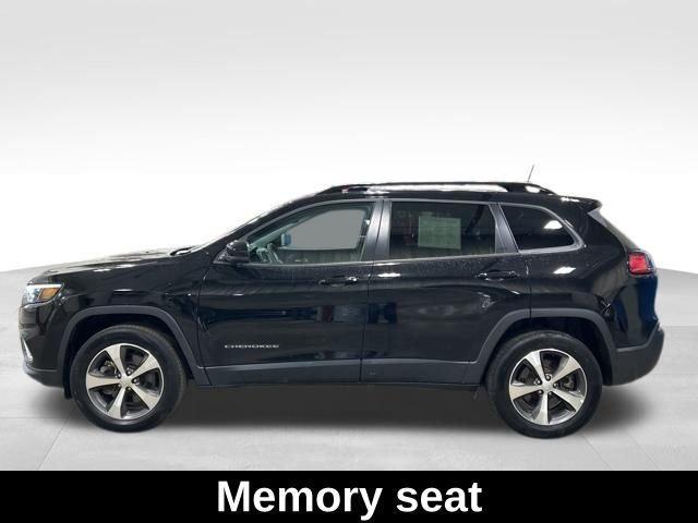 used 2022 Jeep Cherokee car, priced at $26,999