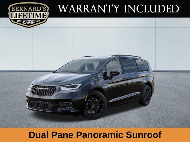 new 2026 Chrysler Pacifica car, priced at $47,988
