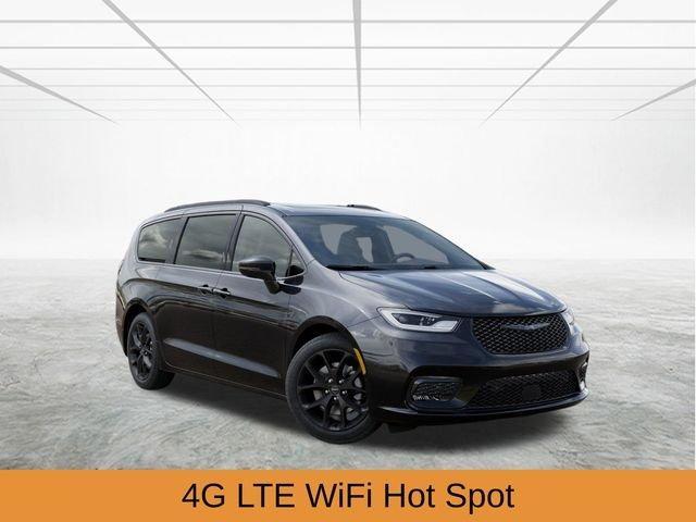 new 2026 Chrysler Pacifica car, priced at $47,488