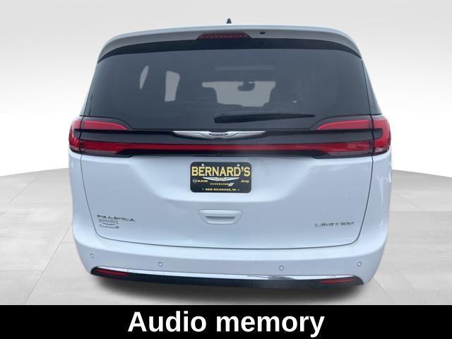 used 2024 Chrysler Pacifica car, priced at $39,999
