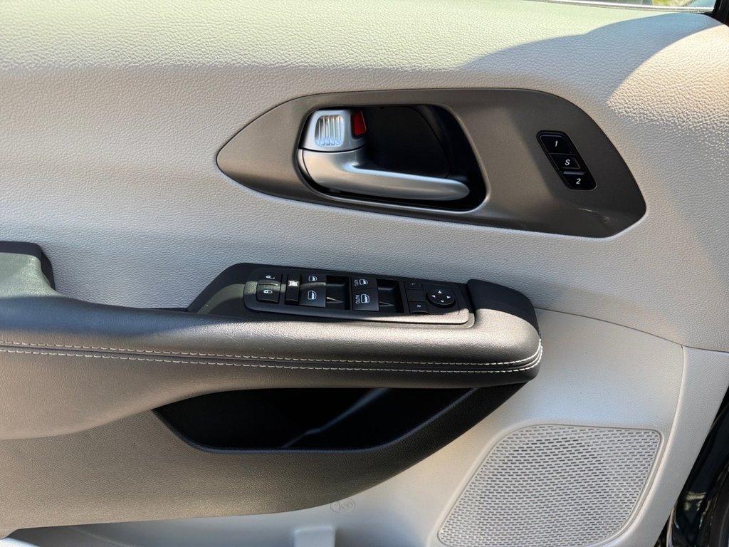 used 2023 Chrysler Pacifica car, priced at $22,189