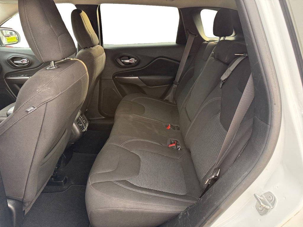 used 2021 Jeep Cherokee car, priced at $13,189