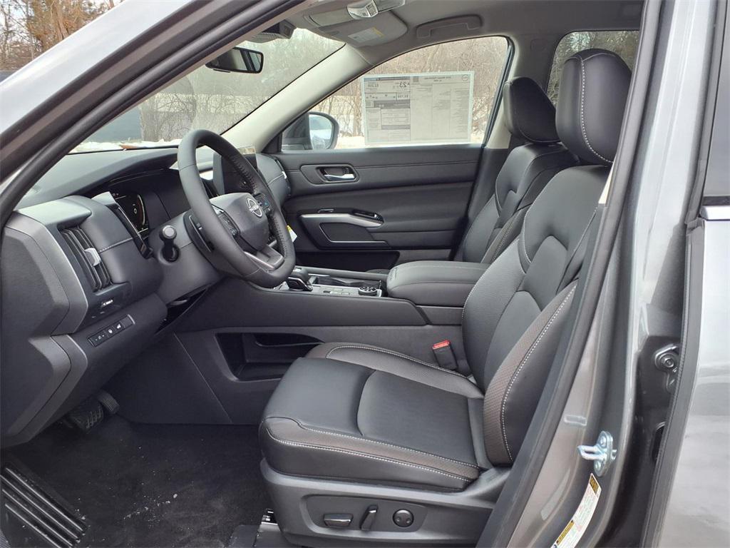 new 2026 Nissan Pathfinder car, priced at $42,618