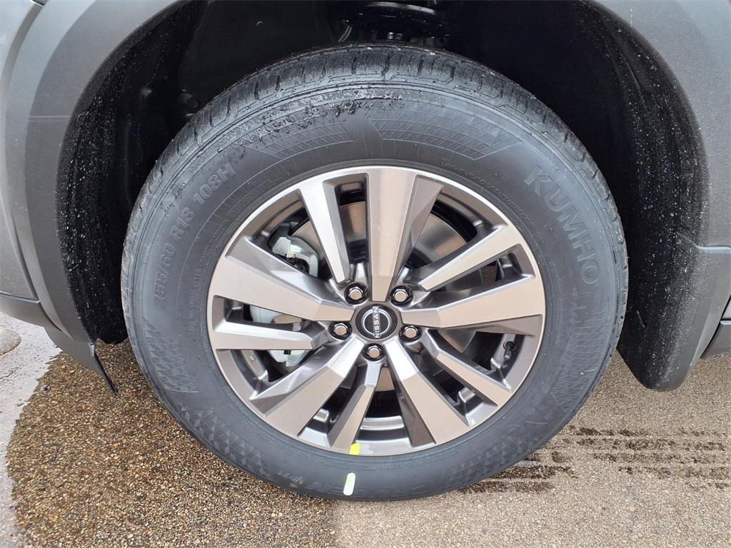 new 2026 Nissan Pathfinder car, priced at $42,618