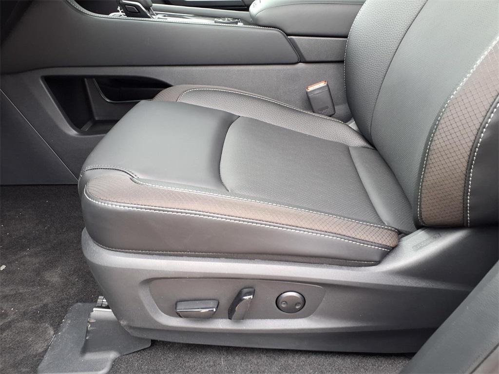 new 2026 Nissan Pathfinder car, priced at $42,618