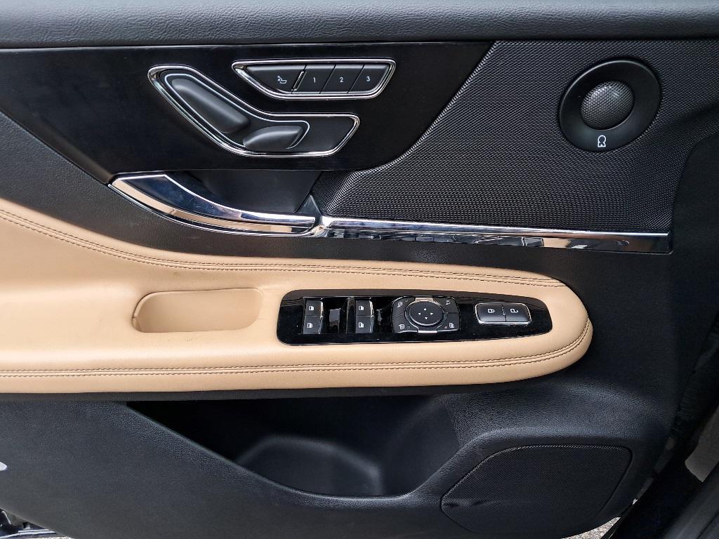 used 2021 Lincoln Corsair car, priced at $25,700