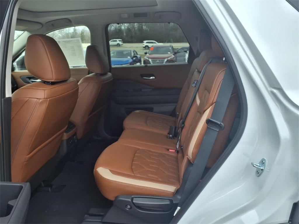 new 2026 Nissan Pathfinder car, priced at $50,888