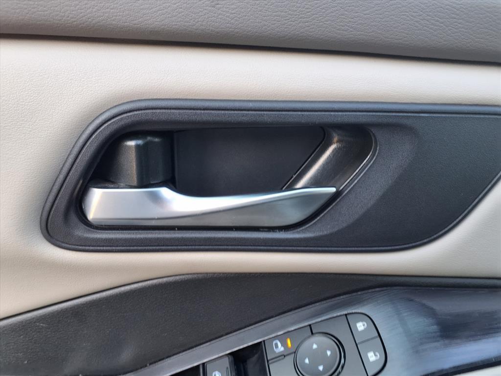 used 2024 Nissan Rogue car, priced at $20,805