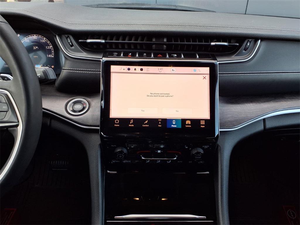 used 2023 Jeep Grand Cherokee car, priced at $30,098