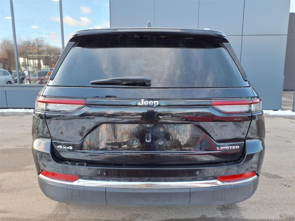 used 2023 Jeep Grand Cherokee car, priced at $30,098