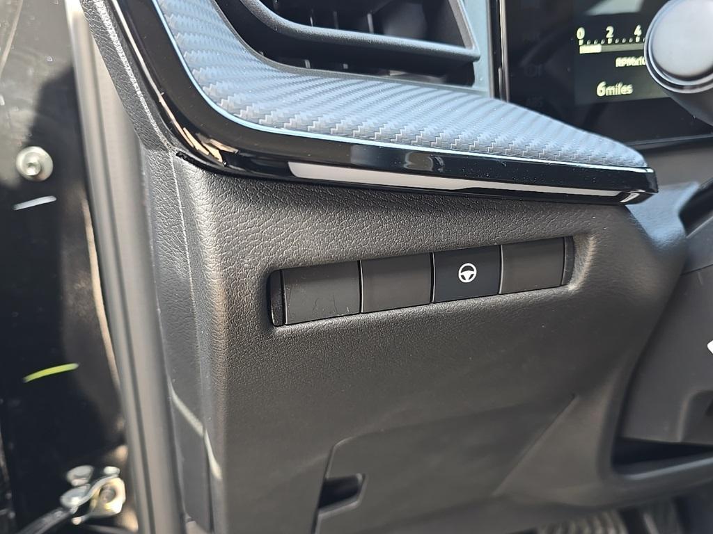 new 2025 Nissan Kicks car, priced at $25,649