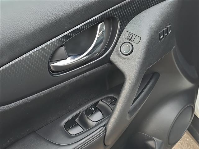 used 2017 Nissan Rogue car, priced at $9,948