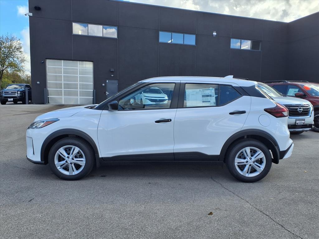 new 2025 Nissan Kicks car, priced at $21,956