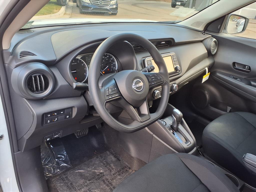 new 2025 Nissan Kicks car, priced at $21,956