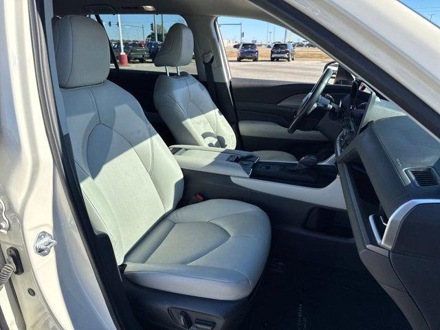 used 2024 Toyota Grand Highlander car, priced at $36,674