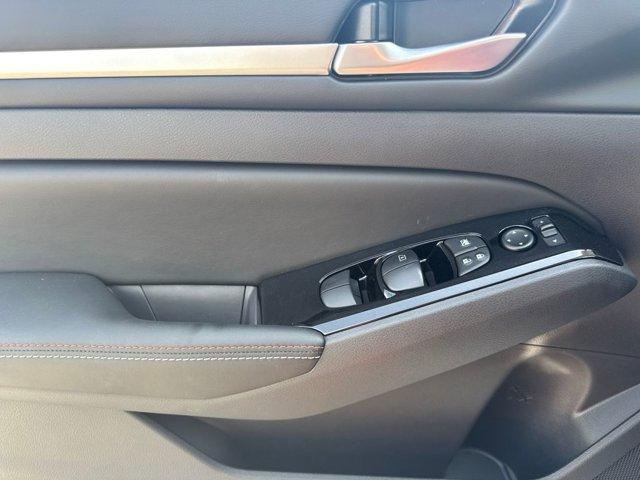 new 2025 Nissan Altima car