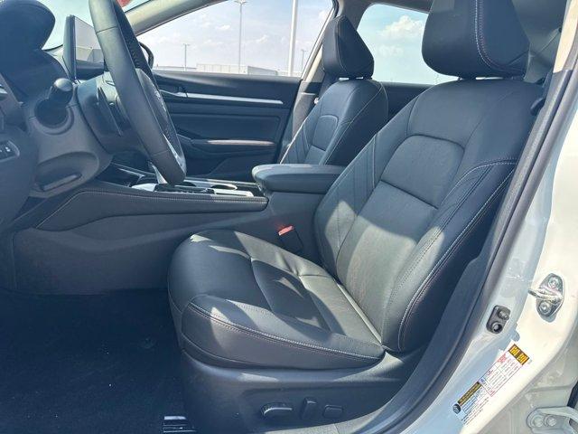 new 2025 Nissan Altima car