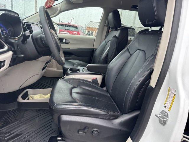 used 2022 Chrysler Pacifica car, priced at $23,222