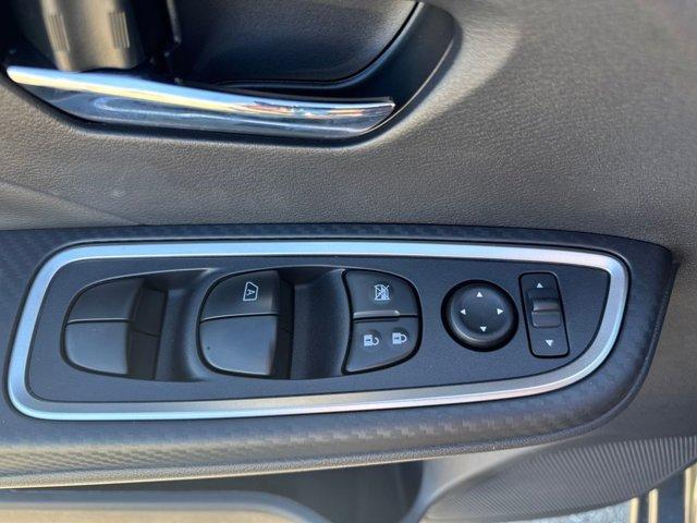 new 2025 Nissan Versa car