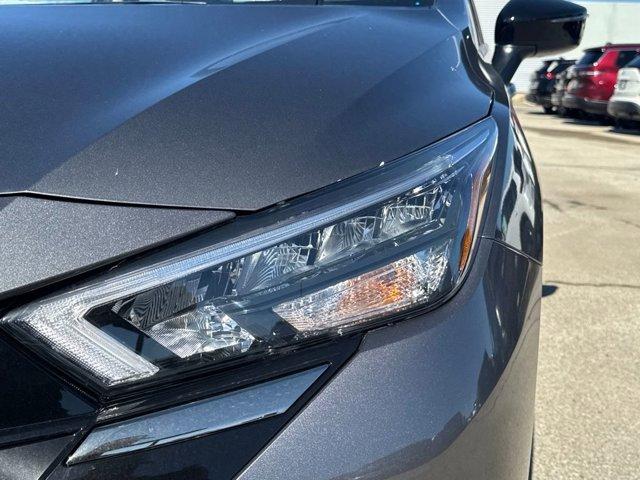 new 2025 Nissan Versa car