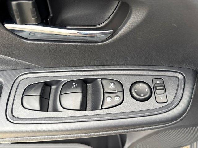 new 2025 Nissan Versa car