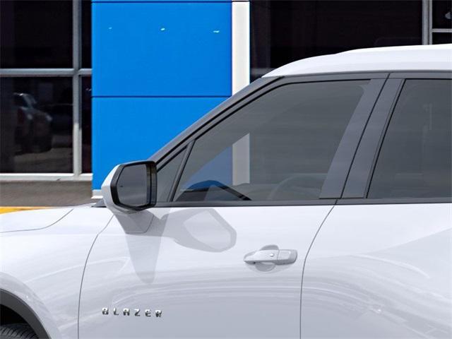new 2025 Chevrolet Blazer car, priced at $35,417