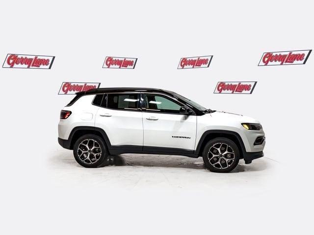 used 2025 Jeep Compass car, priced at $23,324
