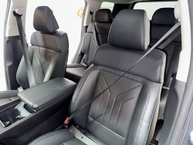 used 2024 Hyundai Santa Fe car, priced at $28,431